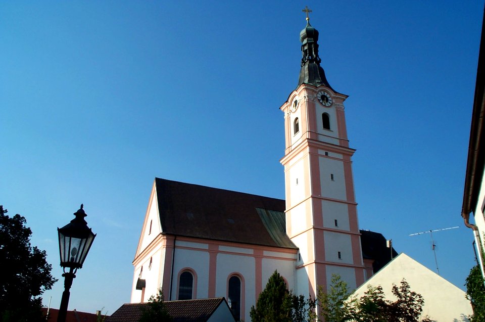 Geiselhöring-stadtpfarrkirche-sankt-peter-und-erasmus