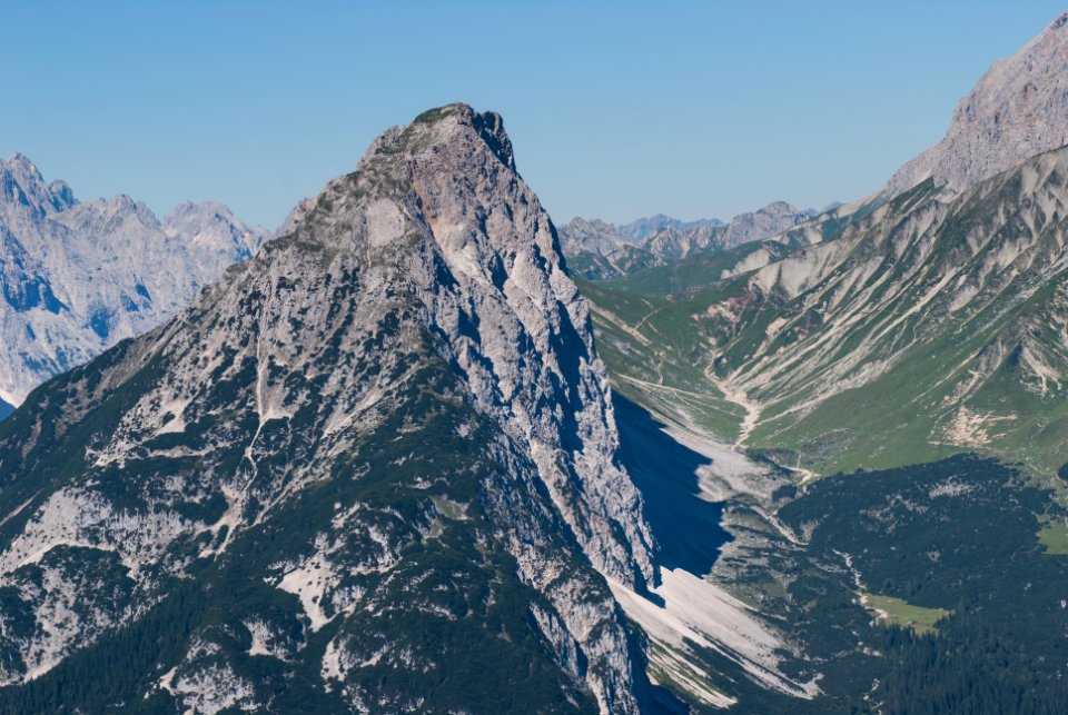 Gehrenspitze from E