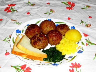 Gehaktballen (Dutch Meat Ball)