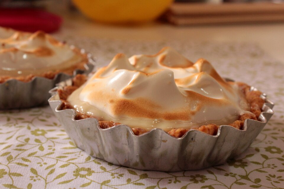 Key lime pie meringue lemon pie
