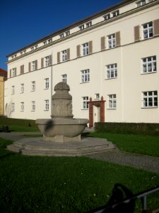 Geibelstraße, Brunnen (2)
