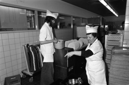 Gemeentelijk verpleeghuis Dr. Sarphatihuis , de keuken, Bestanddeelnr 930-1185