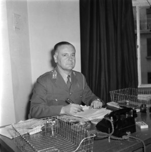 Generaal Kruls, commandant van het Militair Gezag, Bestanddeelnr 900-9961