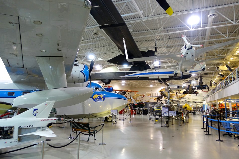 General view - Hiller Aviation Museum - San Carlos, California - DSC03285