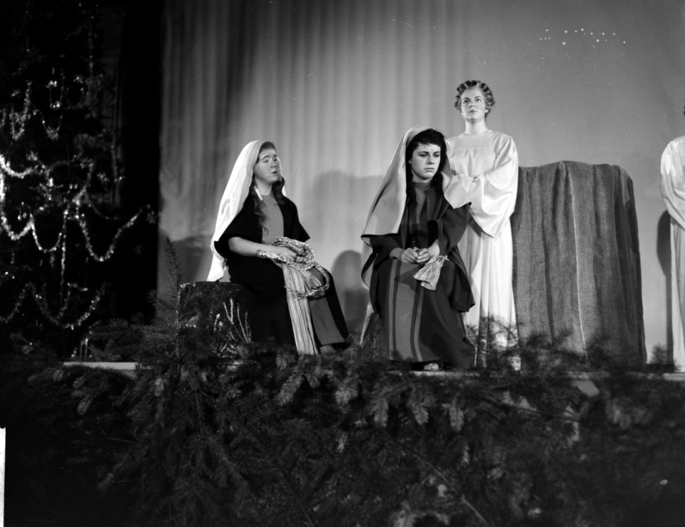 Generale repetitie van het Kerstfeest op het Paleis te Amsterdam Prinses Irene, Bestanddeelnr 913-3225