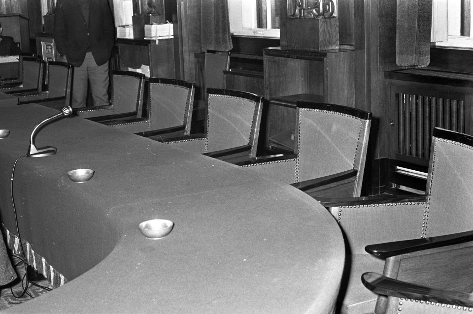 Gemeenteraad Amsterdam, behandeling begroting volksgezondheid, lege Kaboutersto, Bestanddeelnr 925-3054