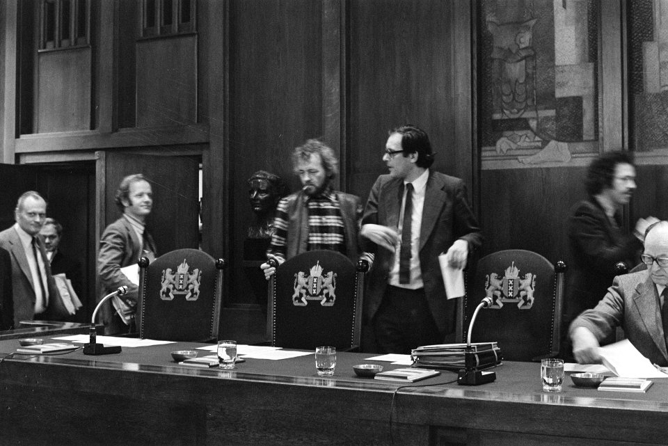 Gemeenteraad Amsterdam vervanging wethouders Lammers staat op, Bestanddeelnr 928-3735
