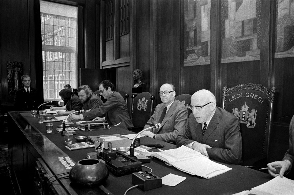 Gemeenteraad Amsterdam (bestuurscrisis) burgemeester Samkalden en wethouder Ver, Bestanddeelnr 928-3493