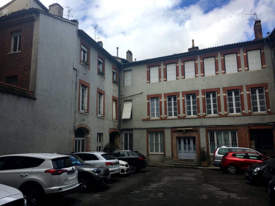 Hôtel de Campunaud - cours intérieure 01
