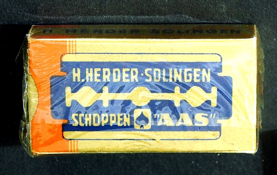 H Herder Schoppen Aas rasor blades pic2