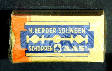 H Herder Schoppen Aas rasor blades pic2