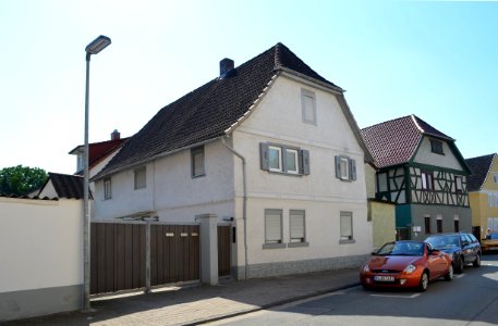 Hähnlein, Georg-Fröba-Straße 42 (1)