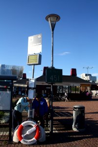 Hållplats för SL båtar på Klara Mälarstrand augusti 2016