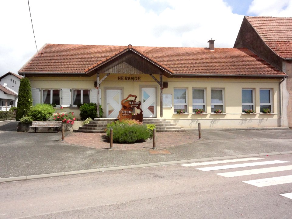 Hérange (Moselle) mairie - foyer rural