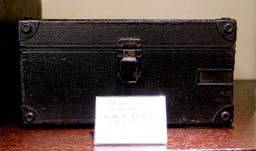 H.M.V. Model 101, Gramophone Co., UK, undated - Kanazawa Phonograph Museum - Kanazawa, Japan - DSC00848