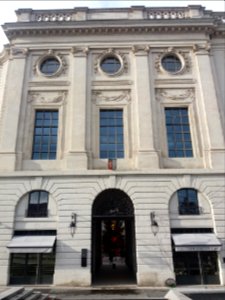Hôtel-Dieu de Lyon - Façade quai Jules Courmont, halles