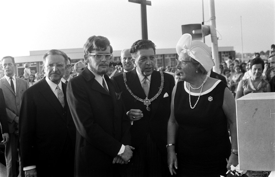 H. M. Kon. Juliana bezoekt Z. Limburg t.g.v. 25-j. herdenking van de bevrijding, Bestanddeelnr 922-7863