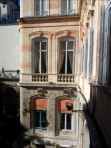 Hôtel du Gouverneur militaire de Lyon - Cour - Bâtiment côté rue - Détail