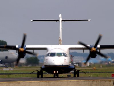 G-ZEBS Blue Islands ATR 42-320 - cn 066 pic1