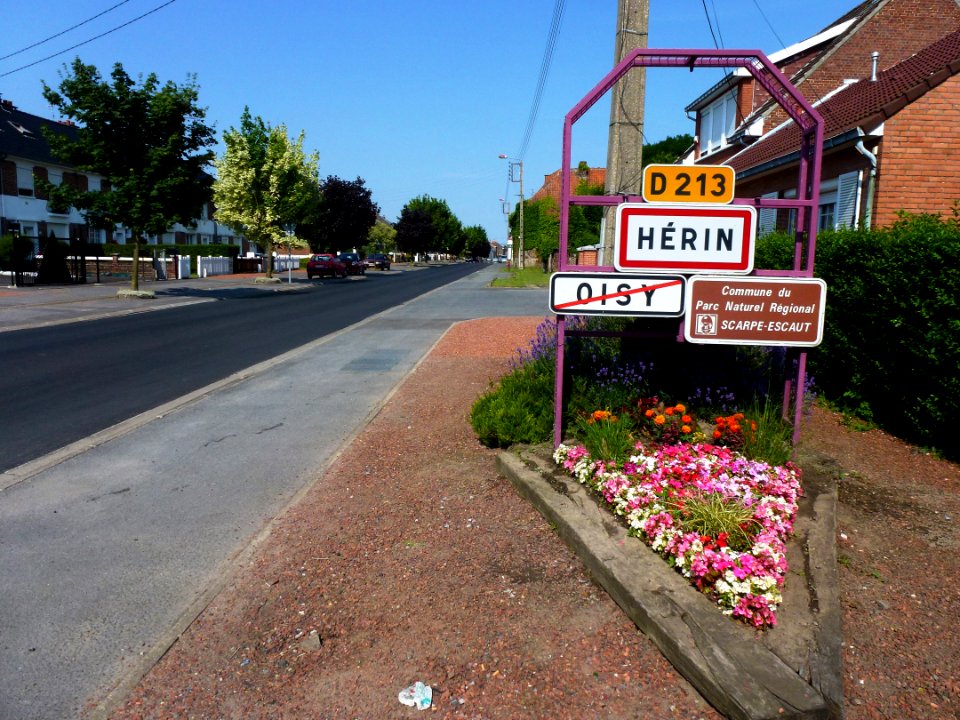 Hérin (Nord, Fr) city limit sign