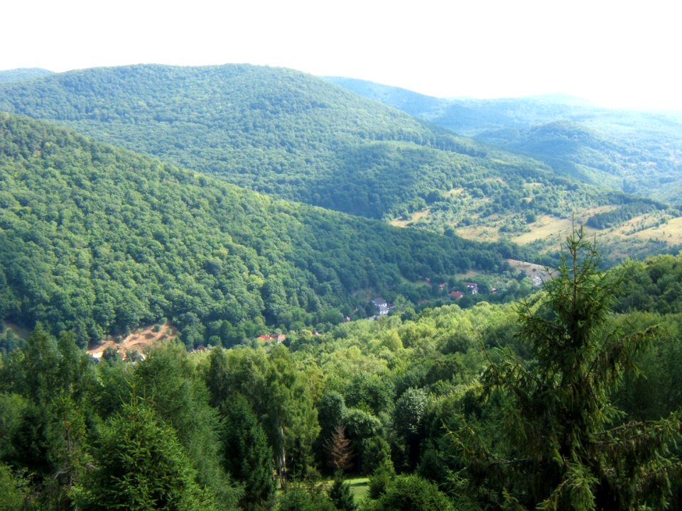 Háromhuta, Óhuta látképe