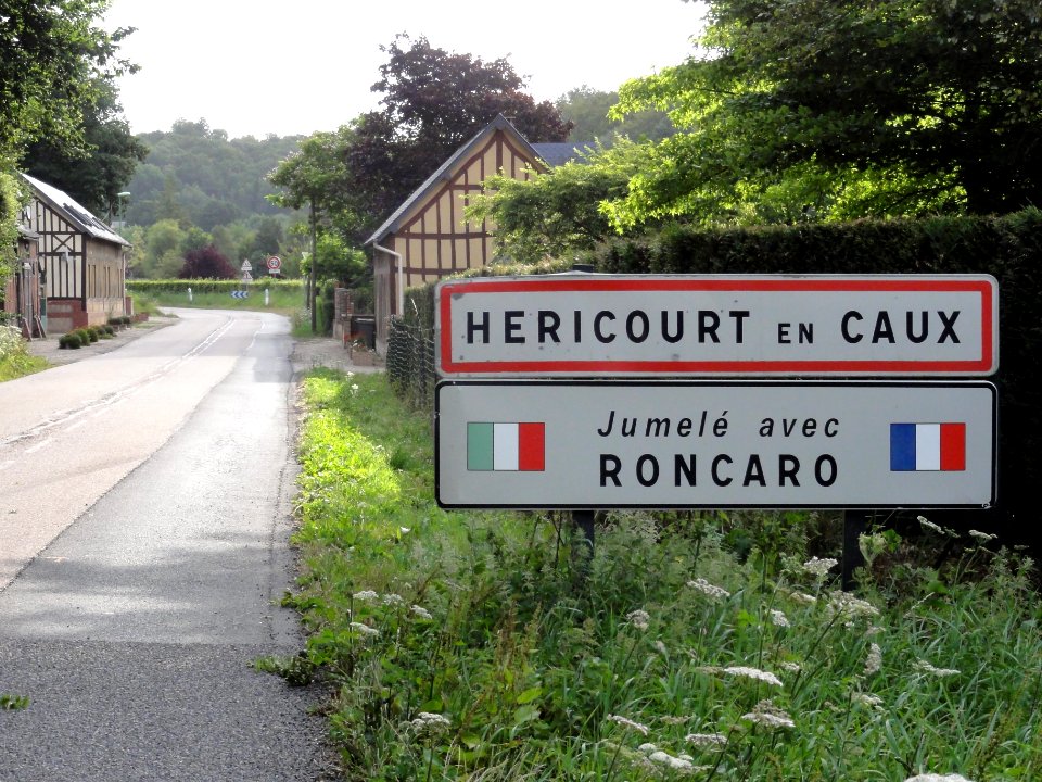 Héricourt-en-Caux (Seine-Mar.) entrée