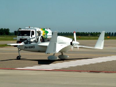 Gyroflug SC01 B-160 PH-NWG taxiing