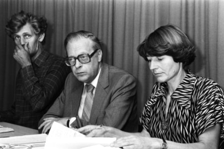 H. Roethof (PvdA) en mw E.K. Wessel-Tuinstra, Bestanddeelnr 930-9964