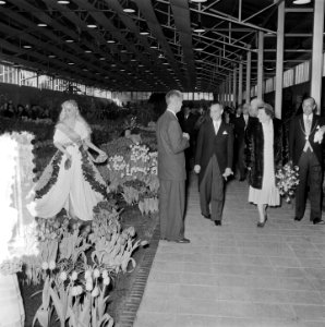 H. M. de Koningin opent Flora Heemstede, Bestanddeelnr 905-6008