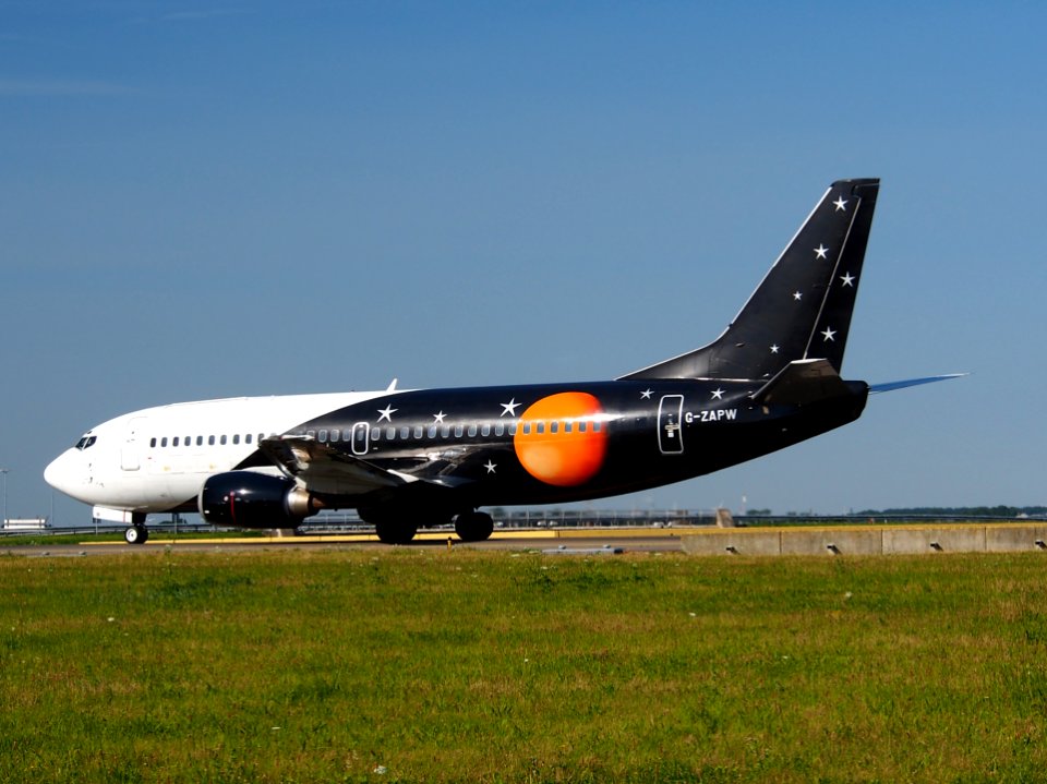 G-ZAPW Titan Airways Boeing 737-3L9(QC) - cn 24219 taxiing 21july2013 pic-002