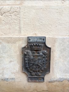 Hôtel-Dieu de Lyon - Porte place de l'Hôpital, plaque
