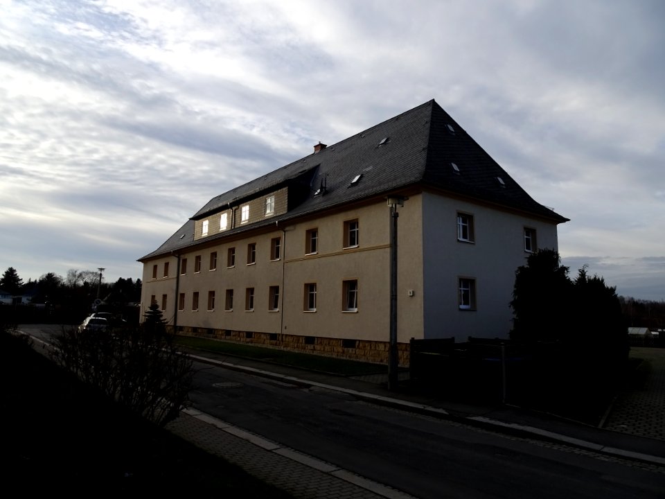 Hölderlinstraße 1, 3 Chemnitz