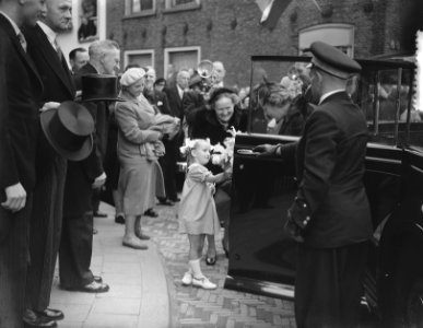 H. M. de Koningin bezoekt Leeuwarden, Bestanddeelnr 905-3265