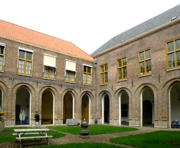 Haarlem Stadhuis Kloosterhof 2 photo