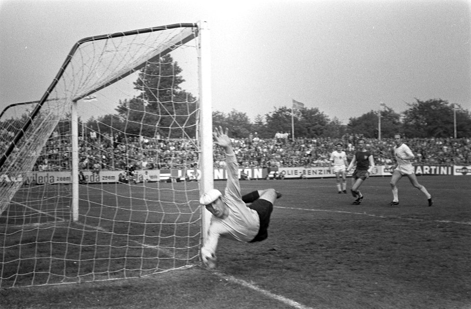 Haarlem tegen Helmond Sport 3-0, Haarlem naar de eredivisie spelmoment, Bestanddeelnr 922-4800