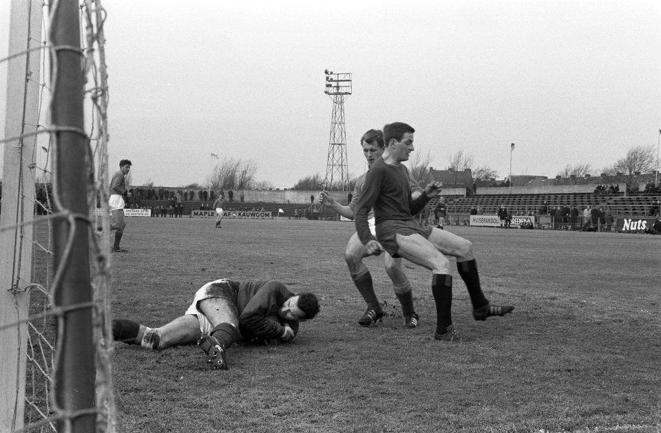 Haarlem tegen Volendam voetbal. Spelmomenten, Bestanddeelnr 914-9124