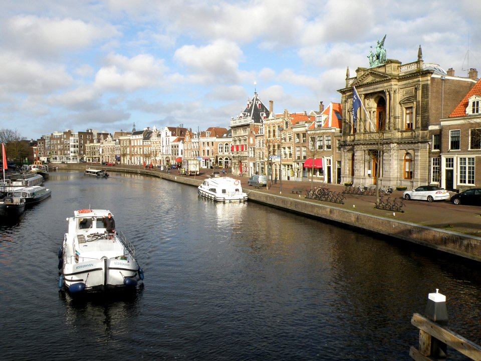 Haarlem Spaarne vanop Gravestenenbrug 3