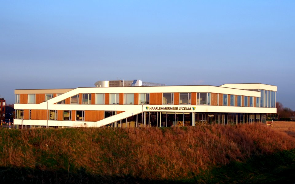 Haarlemmermeer Lyceum, Hoofddorp foto 2