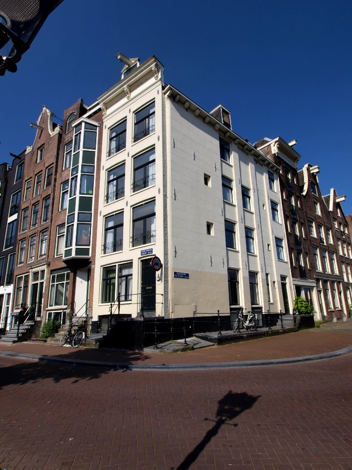 Haarlemmer Houttuinen hoek Korte Prinsengracht