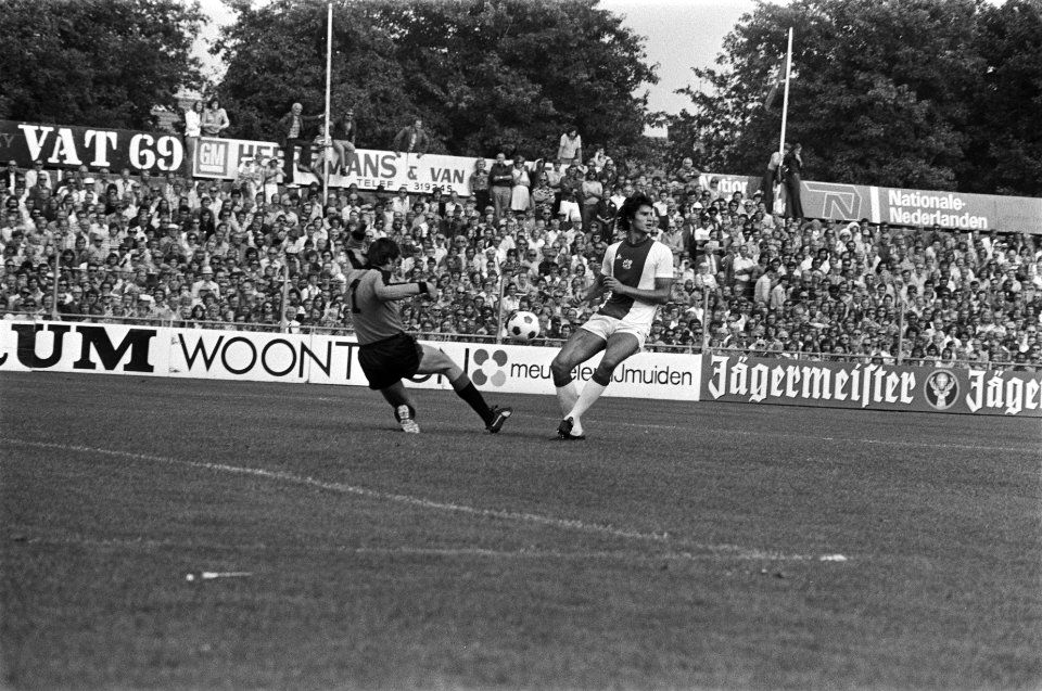 Haarlem tegen Ajax 2-0, spelmomenten, Bestanddeelnr 928-7507