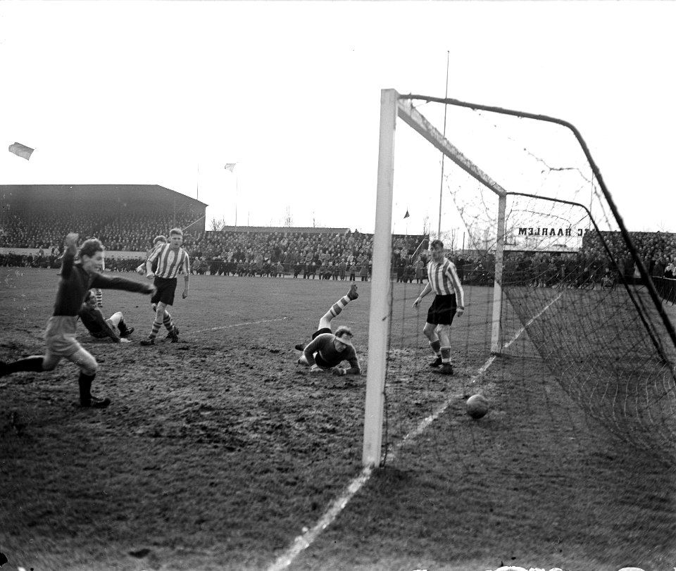 Haarlem tegen PSV, 1-2, Bestanddeelnr 906-9163