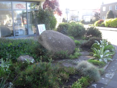 Hövelhof - Findling an der Sennestrasse