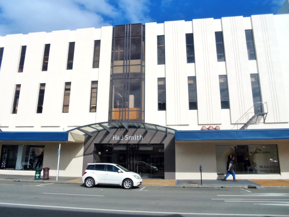 H & J's Invercargill Esk Street