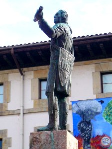 Guernica - Foru Plaza, Estatua de Don Tello de Castilla 3