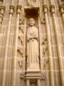Guernica - Iglesia de Santa María, portada norte 02