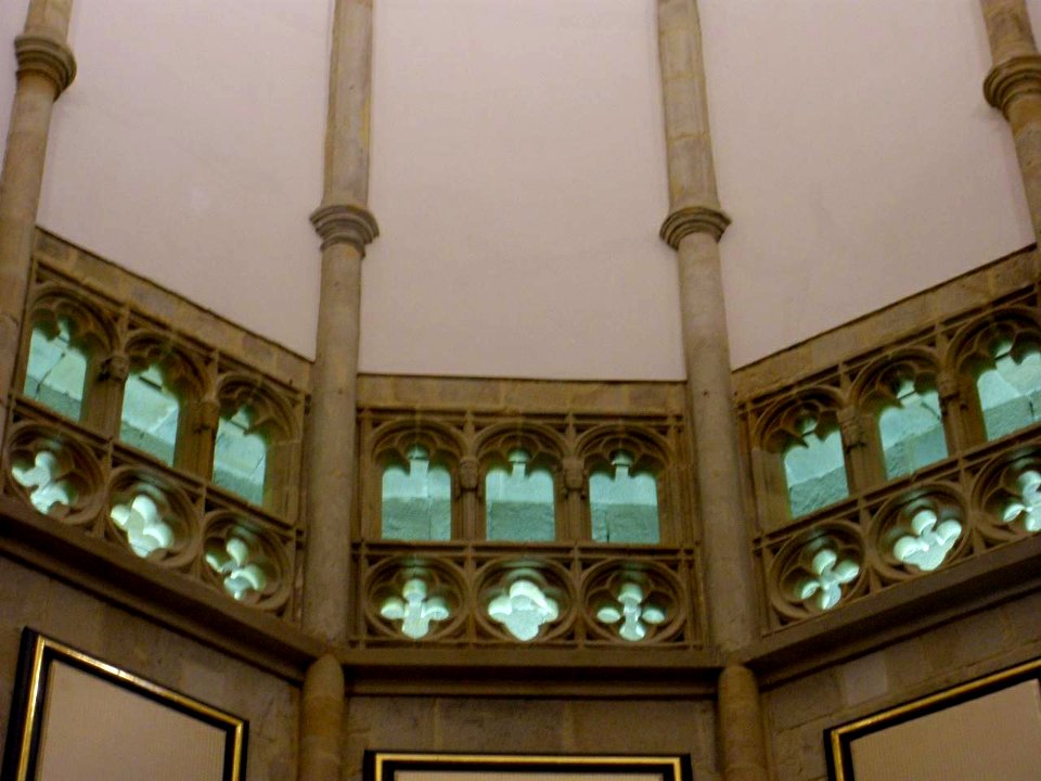 Guernica - Iglesia de Santa María, interior 05