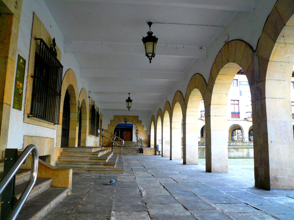 Guernica - Fundación Museo de la Paz-Centro de Documentación Bombardeo de Gernika 4