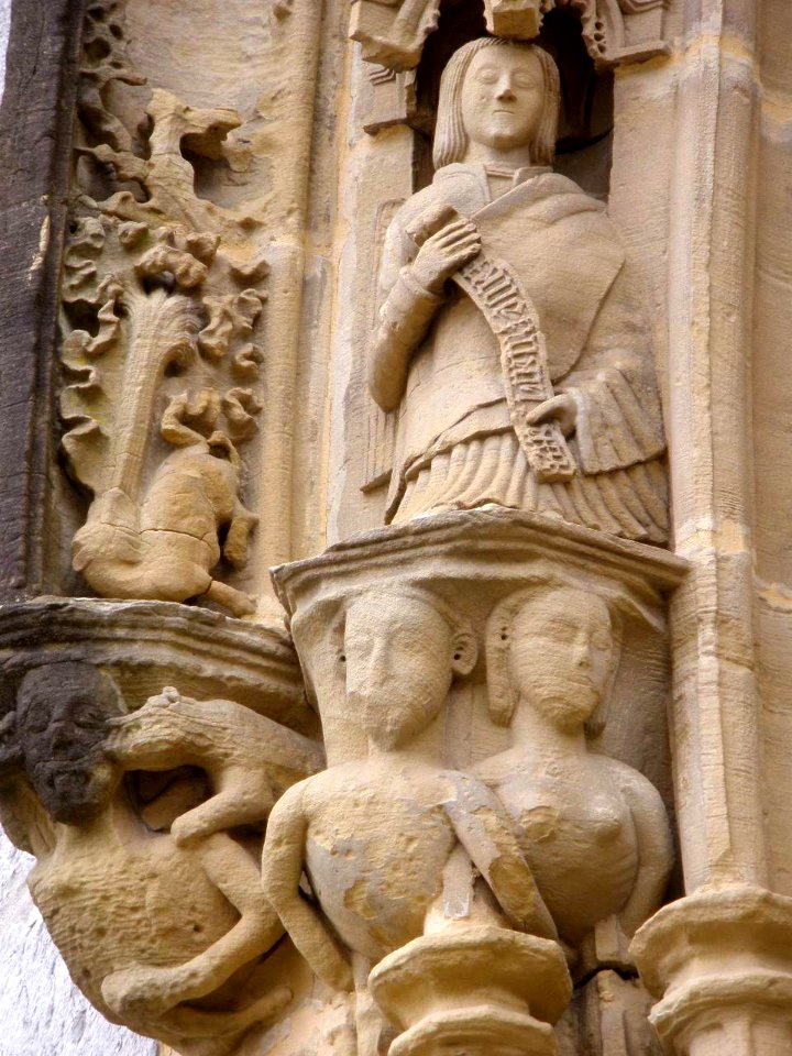 Guernica - Iglesia de Santa María, portada norte 07