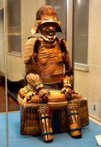 Gusoku type armor, Azuchi-Momoyama to Edo period, 16th-17th century, two-piece cuirass with bared-chest design - Tokyo National Museum - DSC05932