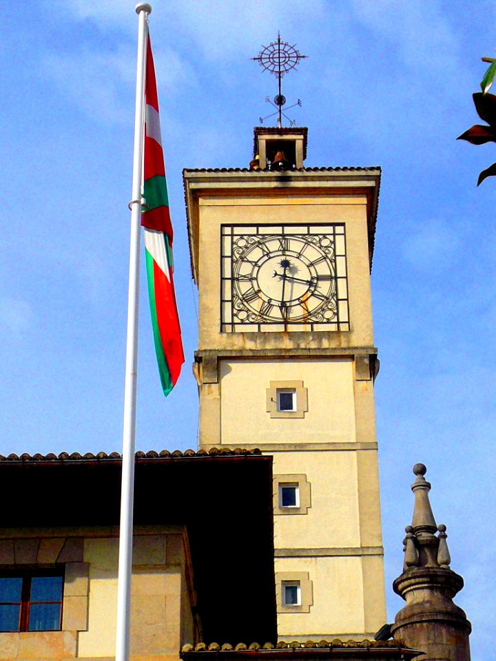 Guernica - Ayuntamiento 02